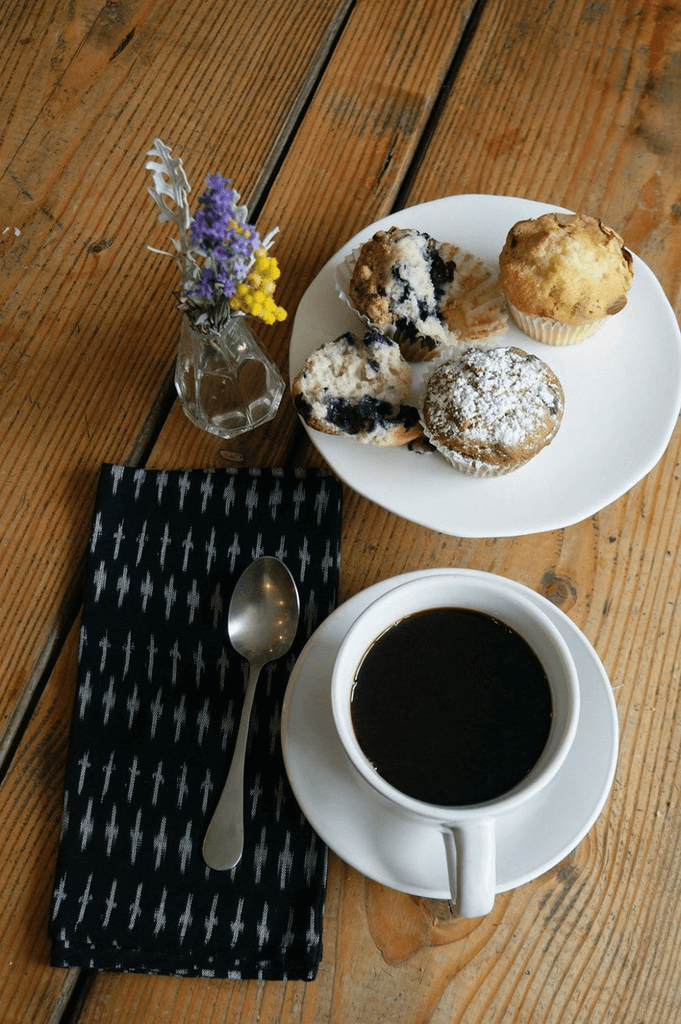 Rustic Loom Black Gray Dash Handwoven Ikat Table Napkin
Jungle Pillows
