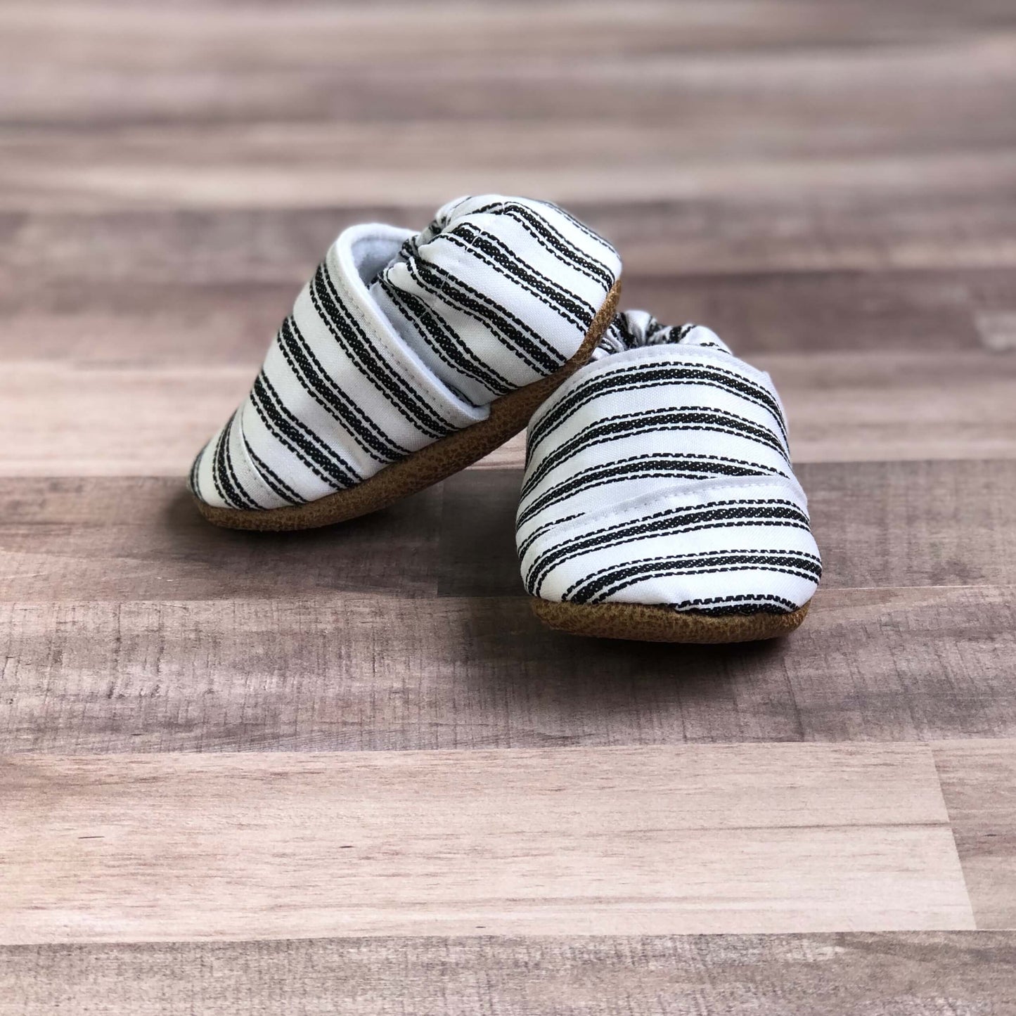 Trendy Baby Mocc Shop Black and White Nautical Stripes Low Tops
Jungle Pillows