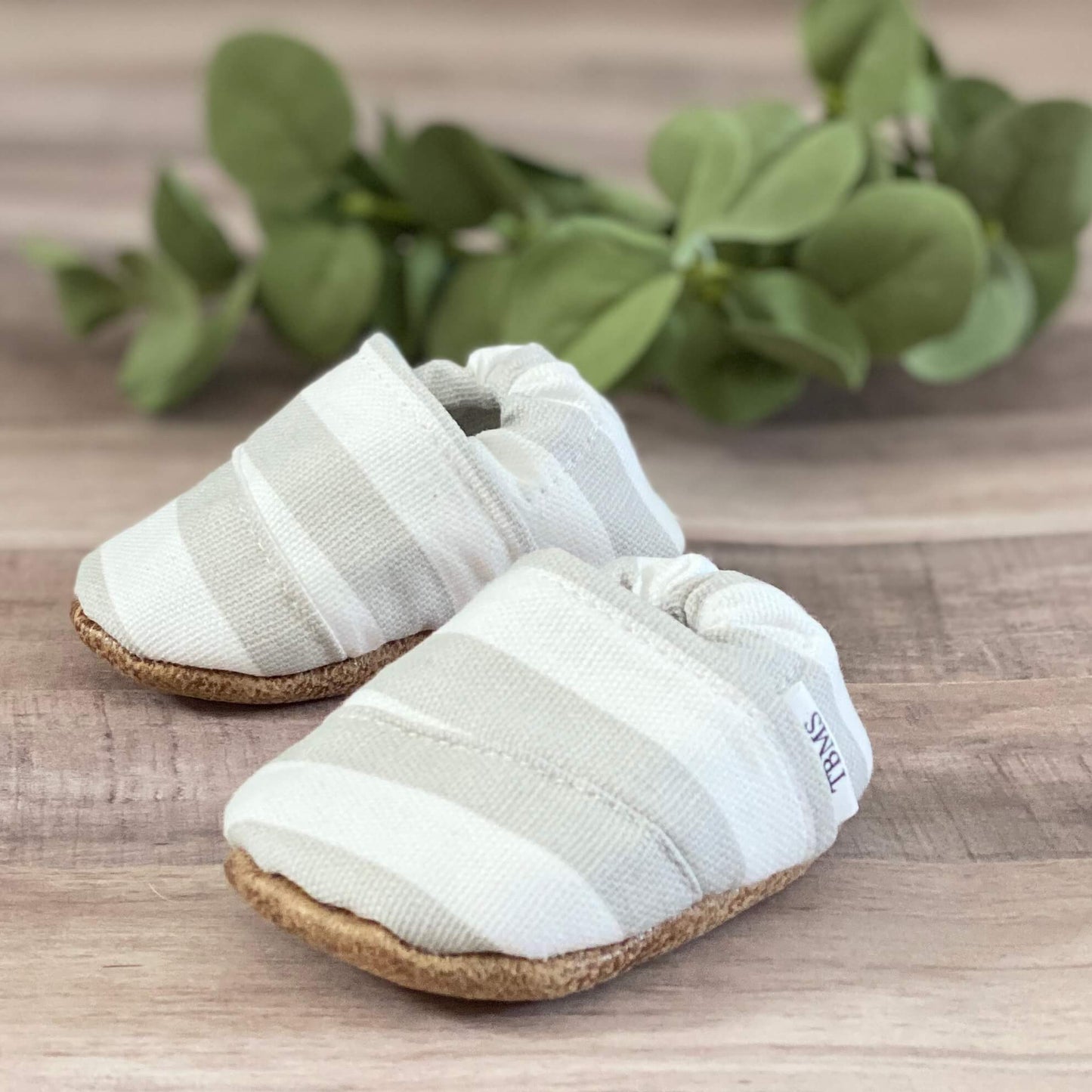 Trendy Baby Mocc Shop Gray and White Stripes Angled Low Tops
Jungle Pillows