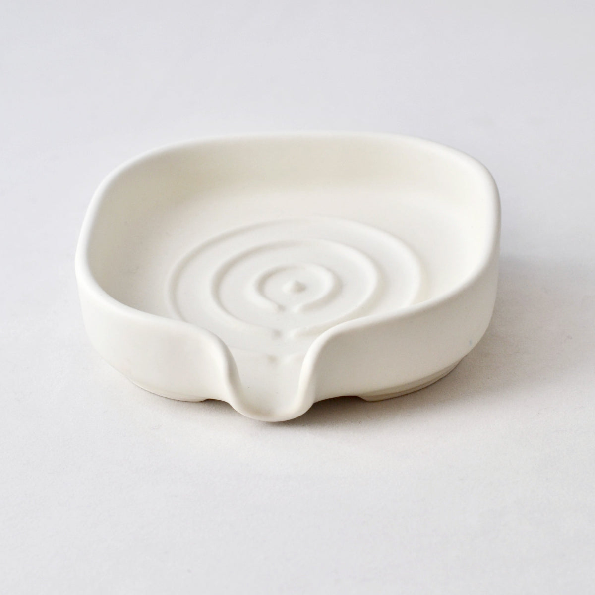 Self Draining Soapdish - Zero-Waste Porcelain - White Matte