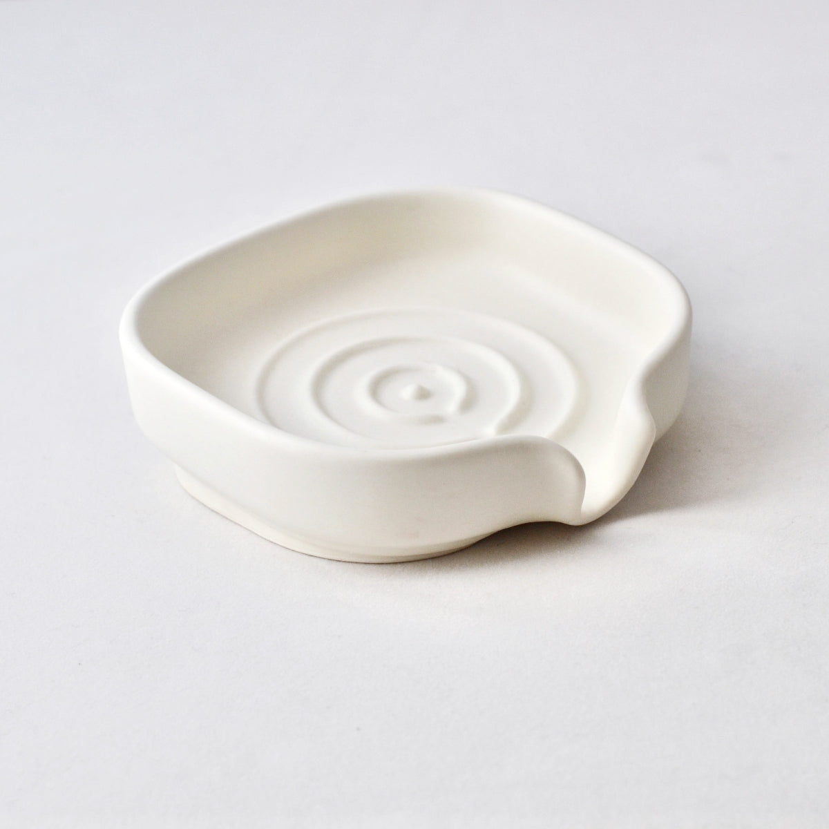 Self Draining Soapdish - Zero-Waste Porcelain - White Matte