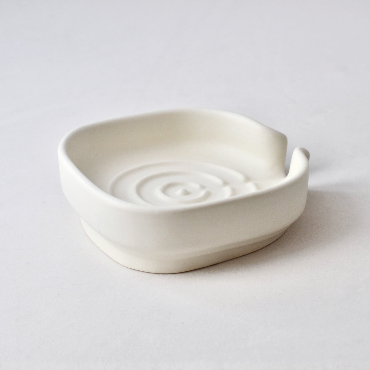 Self Draining Soapdish - Zero-Waste Porcelain - White Matte