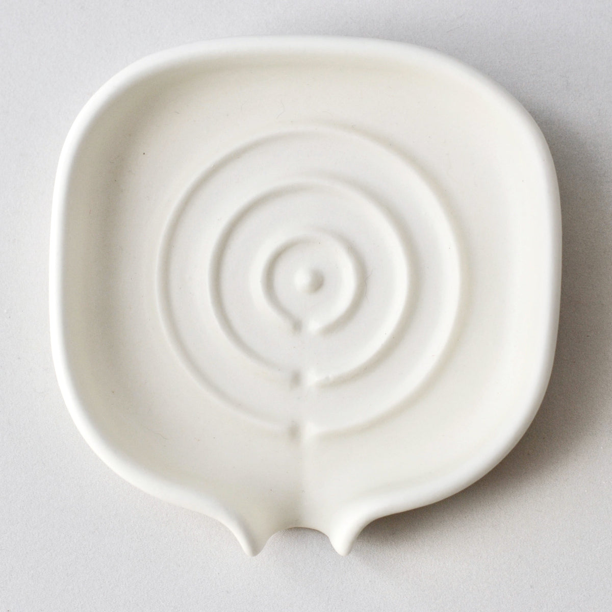 Self Draining Soapdish - Zero-Waste Porcelain - White Matte