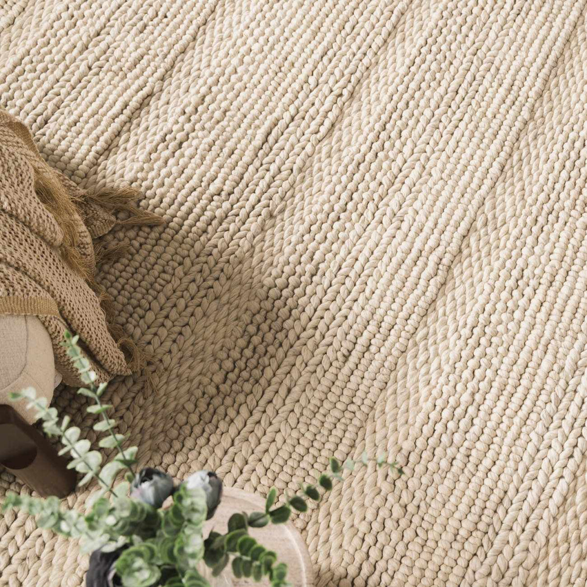 The Hanlontown Wool Rug