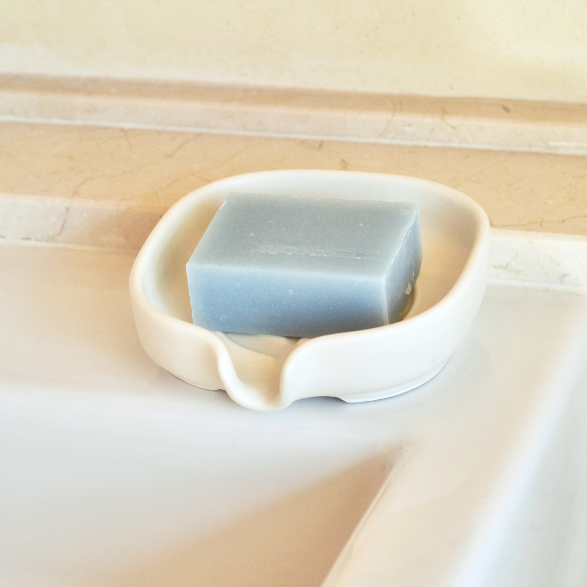Self Draining Soapdish - Zero-Waste Porcelain - White Matte