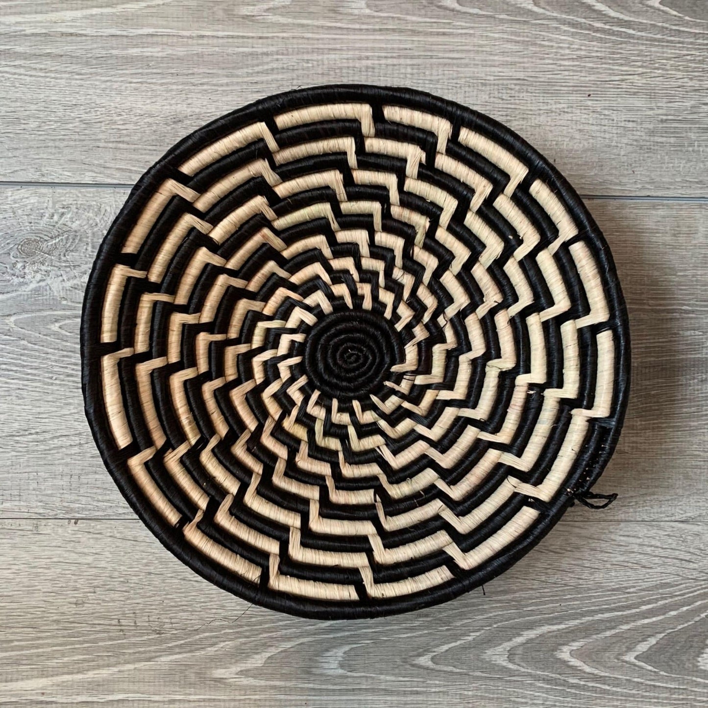 Gitzell Woven Sisal Basket Feathered Monochrome Pattern