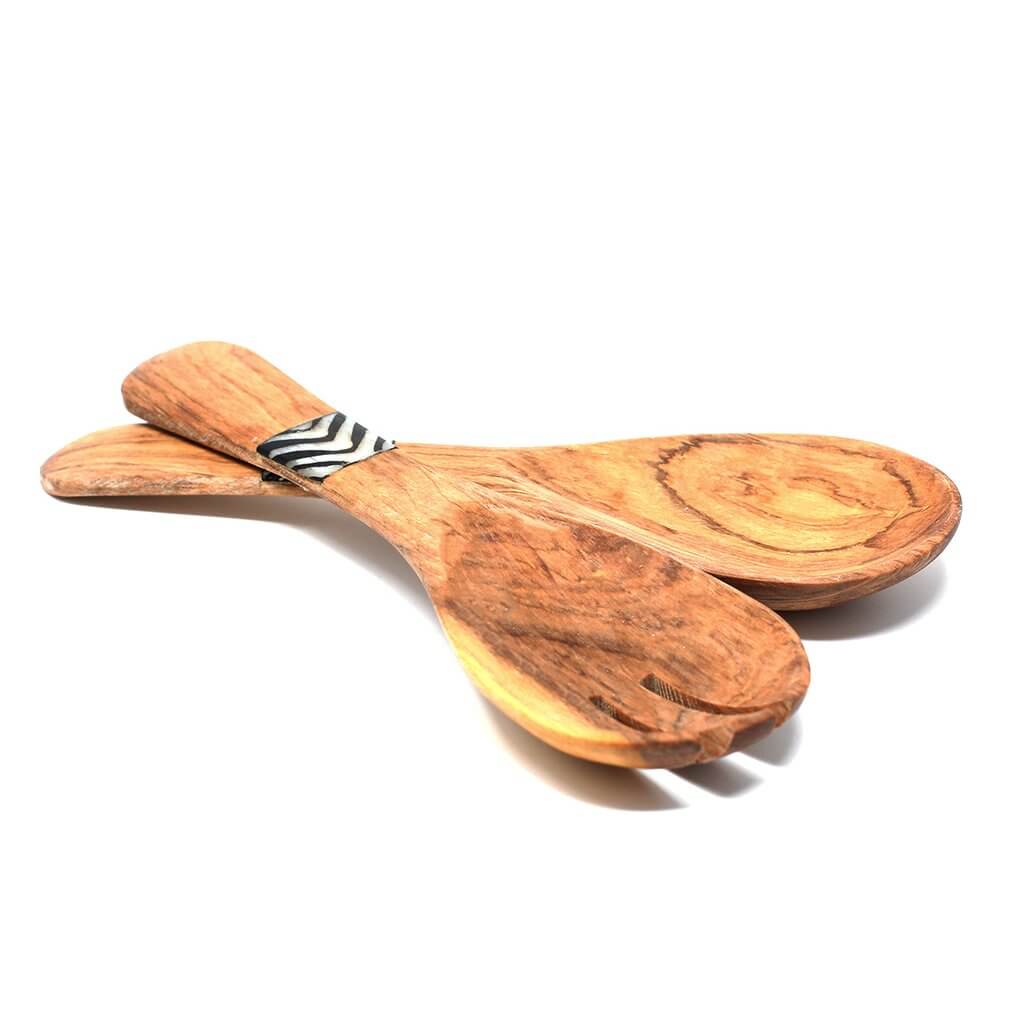 Jedando Handicrafts Olive Wood Serving Set with Batik Inlay